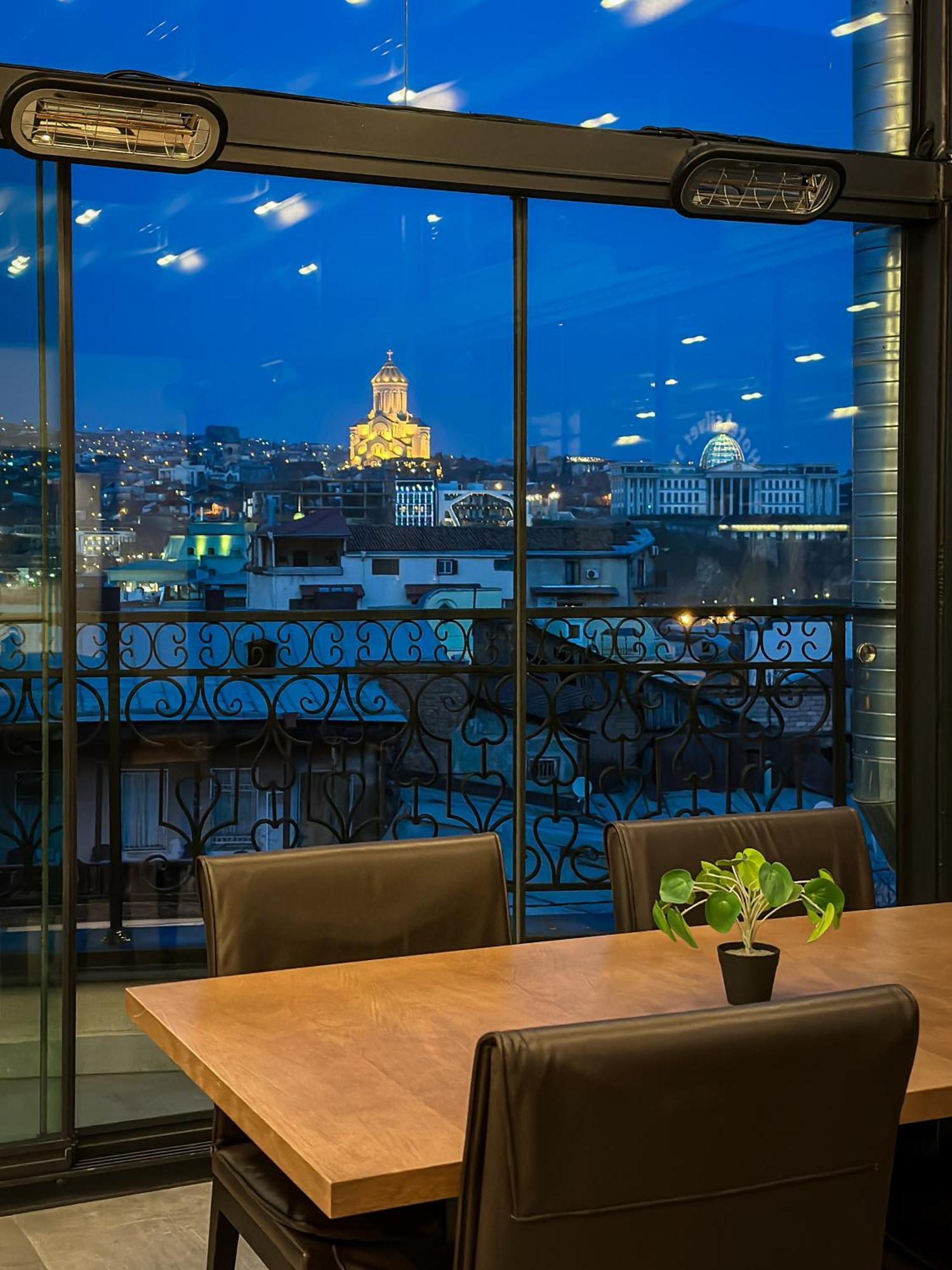 Silver 39 Corner 4* Tbilisi